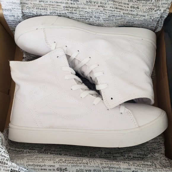 NIB Pastry White Size 6.5 Cassatta Hi Sneaker Adult Unisex Dance - Picture 4 of 5